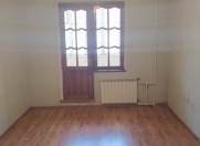 Satılır 2 otaqlı 62 m2 köhnə tikili Yeni Yasamal