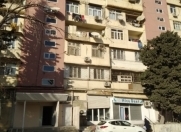 Satılır 2 otaqlı 45 m2 köhnə tikili İnşaatçılar m.