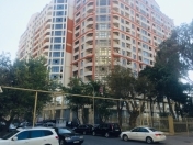 Satılır 4 otaqlı 198 m2 obyekt Metropark
