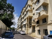 Satılır 2 otaqlı 50 m2 köhnə tikili Dövlət Statistika Komitəsi