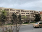 Satılır 3 otaqlı 80 m2 köhnə tikili Elmlər Akademiyası m.