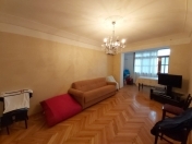 Satılır 2 otaqlı 55 m2 köhnə tikili 3 mkr