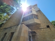 İcarəyə verilir 4 otaqlı 130 m2 yeni tikili Səbail r.