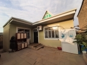 Satılır 4 otaqlı 225 m2 həyət evi Binəqədi