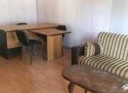 İcarəyə verilir 1 otaqlı 30 m2 ofis Yasamal r.