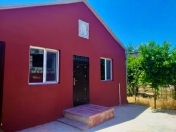 Satılır 3 otaqlı 100 m2 həyət evi Ramana