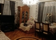 Satılır 3 otaqlı 85 m2 köhnə tikili İnşaatçılar m.