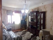 Satılır 3 otaqlı 72 m2 köhnə tikili Əhmədli m.