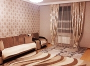 Satılır 5 otaqlı 220 m2 həyət evi Y.Ramana