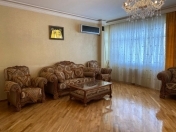 İcarəyə verilir 3 otaqlı 130 m2 yeni tikili İnşaatçılar m.