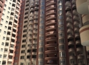 İcarəyə verilir 3 otaqlı 125 m2 yeni tikili Səbail r.