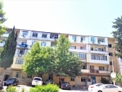 Satılır 3 otaqlı 85 m2 köhnə tikili Elmlər Akademiyası m.