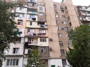 Satılır 3 otaqlı 80 m2 köhnə tikili Elmlər Akademiyası m.