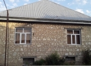 Satılır 4 otaqlı 16 m2 həyət evi Şəmkir