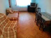 İcarəyə verilir 3 otaqlı 75 m2 köhnə tikili Gənclik m.
