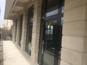 Satılır 1 otaqlı 220 m2 obyekt İnşaatçılar m.