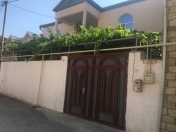 Satılır 6 otaqlı 240 m2 həyət evi Biləcəri