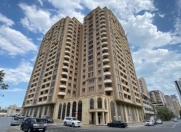 Satılır 4 otaqlı 187 m2 yeni tikili Səməd Vurğun parkı