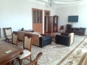 Satılır 3 otaqlı 100 m2 köhnə tikili Rəsulzadə