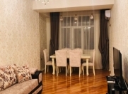İcarəyə verilir 2 otaqlı 70 m2 yeni tikili Xalqlar Dostluğu m.