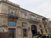 İcarəyə verilir 1 otaqlı 28 m2 köhnə tikili Sahil m.