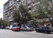 Satılır 3 otaqlı 64 m2 köhnə tikili İnşaatçılar m.