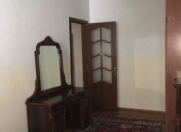 Satılır 2 otaqlı 55 m2 köhnə tikili Elmlər Akademiyası m.