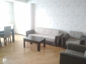 İcarəyə verilir 3 otaqlı 120 m2 yeni tikili Qara Qarayev m.