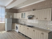 İcarəyə verilir 3 otaqlı 108 m2 yeni tikili Qara Qarayev m.