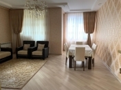 İcarəyə verilir 2 otaqlı 106 m2 yeni tikili Şah İsmayıl Xətai m.