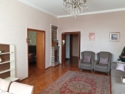 Satılır 3 otaqlı 90 m2 köhnə tikili İçəri Şəhər