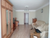 Satılır 3 otaqlı 75 m2 köhnə tikili İnşaatçılar m.