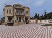 İcarəyə verilir 7 otaqlı 600 m2 bağ evi Albalı