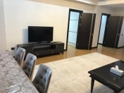 İcarəyə verilir 3 otaqlı 96 m2 yeni tikili Neftçilər m.