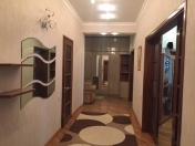 İcarəyə verilir 3 otaqlı 110 m2 yeni tikili 28 May m.
