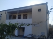 Satılır 8 otaqlı 300 m2 həyət evi Ramana