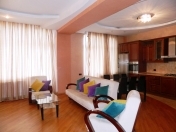 İcarəyə verilir 2 otaqlı 110 m2 yeni tikili Nərimanov r.