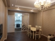 İcarəyə verilir 3 otaqlı 110 m2 yeni tikili Elmlər Akademiyası m.