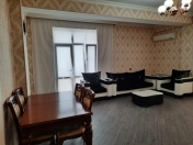 İcarəyə verilir 4 otaqlı 137 m2 yeni tikili Nəsimi r.