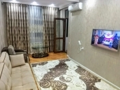 İcarəyə verilir 2 otaqlı 70 m2 yeni tikili Əhmədli m.