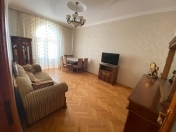 İcarəyə verilir 3 otaqlı 80 m2 yeni tikili 28 May m.