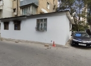 Satılır 3 otaqlı 90 m2 köhnə tikili İnşaatçılar m.