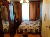 Satılır 2 otaqlı 50 m2 köhnə tikili Elmlər Akademiyası m.