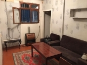 İcarəyə verilir 3 otaqlı 60 m2 həyət evi Nəsimi r.