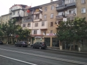 Satılır 2 otaqlı 34 m2 köhnə tikili Elmlər Akademiyası m.