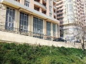 Satılır 3 otaqlı 340 m2 obyekt Yasamal r.
