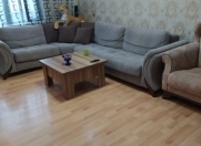 Satılır 3 otaqlı 85 m2 köhnə tikili İnşaatçılar m.