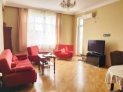 İcarəyə verilir 3 otaqlı 110 m2 yeni tikili Elmlər Akademiyası m.