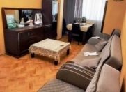 Satılır 2 otaqlı 60 m2 köhnə tikili Memar Əcəmi m.