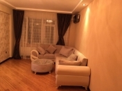 İcarəyə verilir 3 otaqlı 130 m2 yeni tikili Nərimanov r.